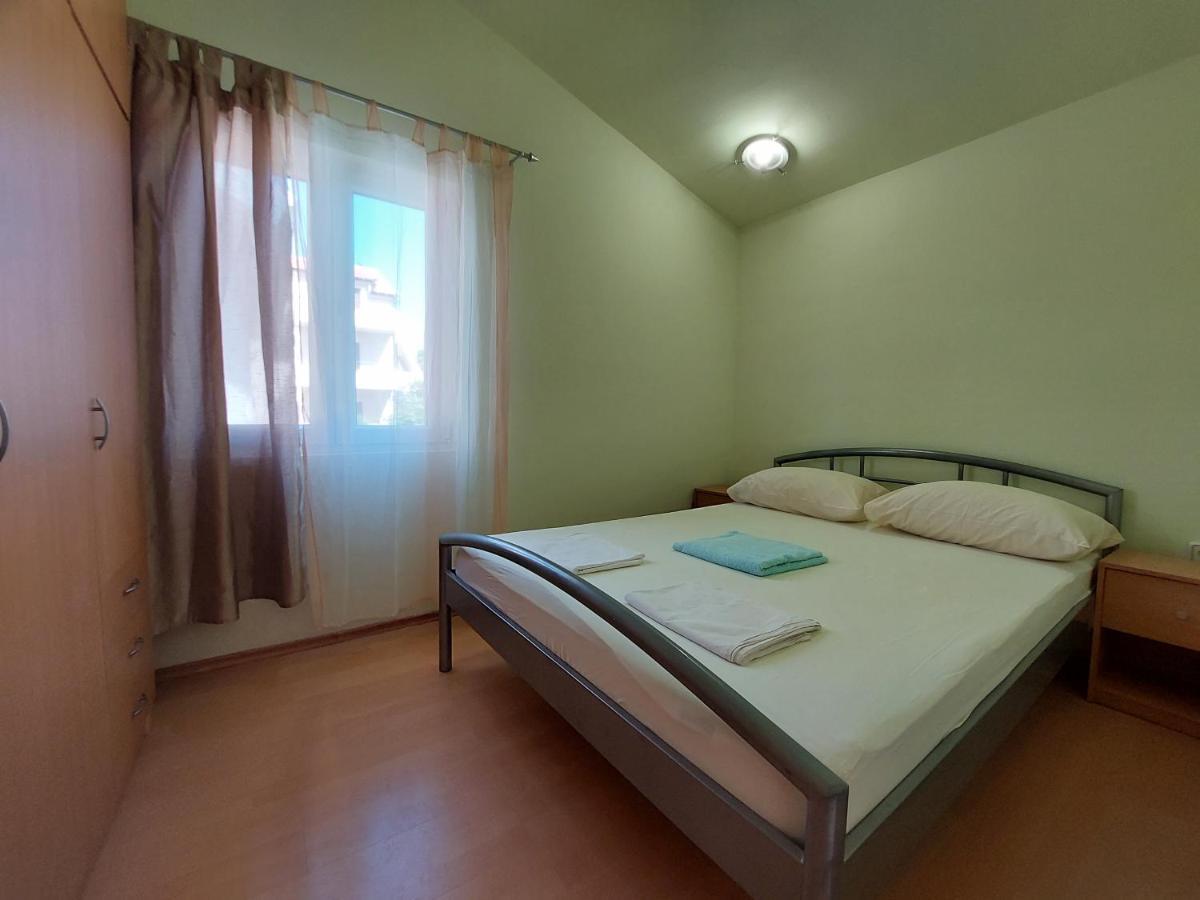Apartmani Toni Водице Екстериор снимка