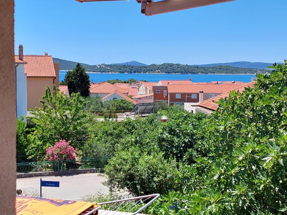 Apartmani Toni Водице Екстериор снимка